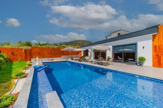 Villa İnziva Çavdır